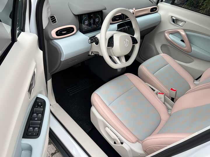 Фото 8 - Leapmotor T03