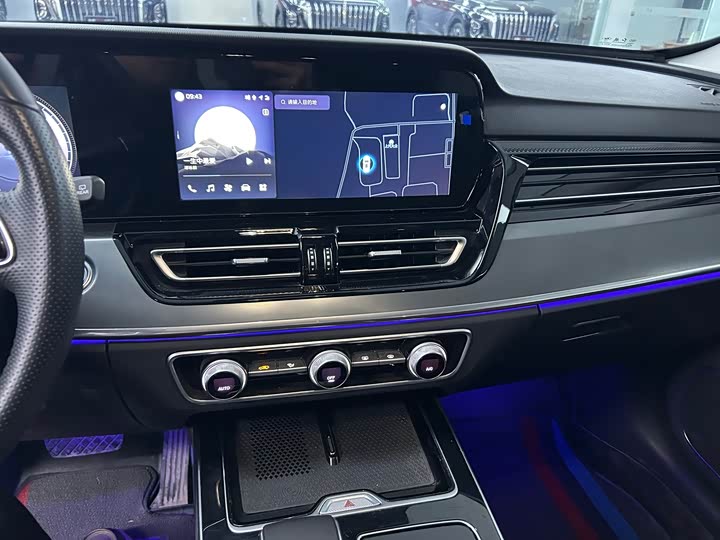 Фото 9 - Hongqi HS5