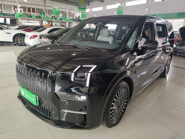 Фото 2 - Zeekr 009