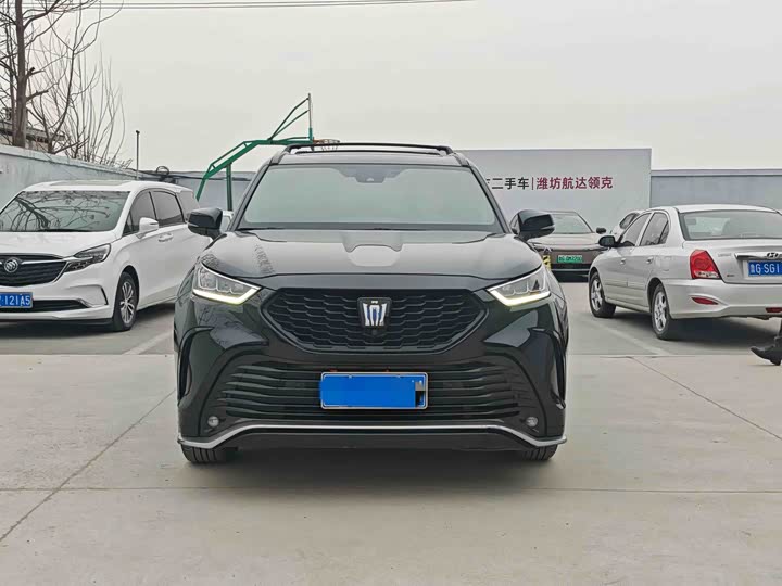 Фото 2 - Toyota Crown Kluger