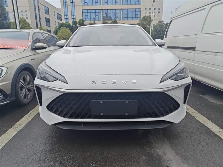 Фото 3 - Roewe i5