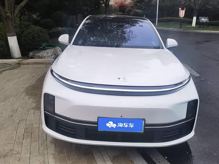 Фото 2 - LiXiang L7