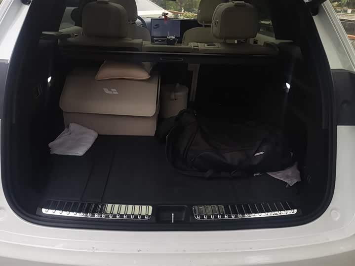 Фото 4 - LiXiang L7