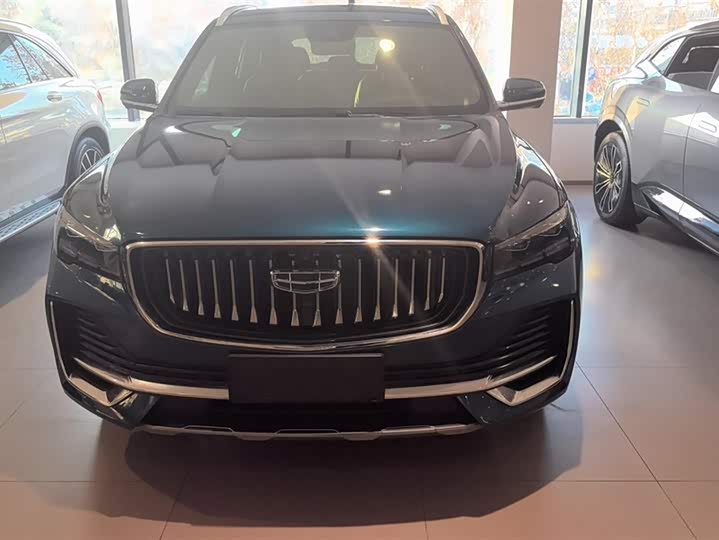 Фото 2 - Geely Monjaro