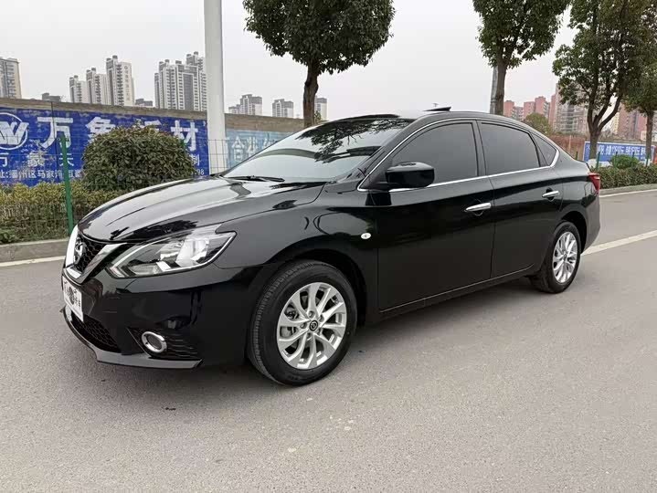 Фото 1 - Nissan Sylphy