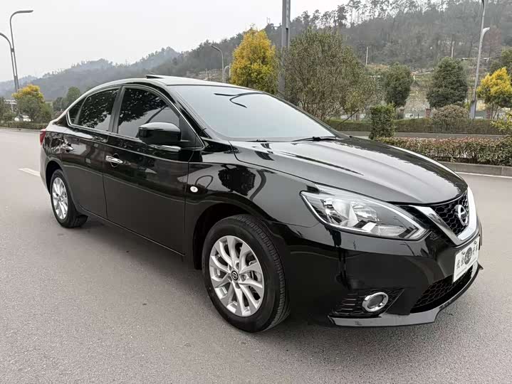 Фото 3 - Nissan Sylphy