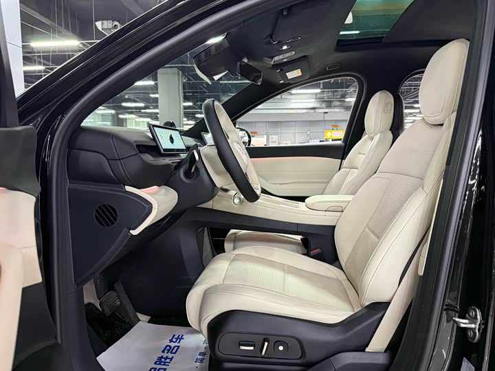 Фото 8 - Nio ES6