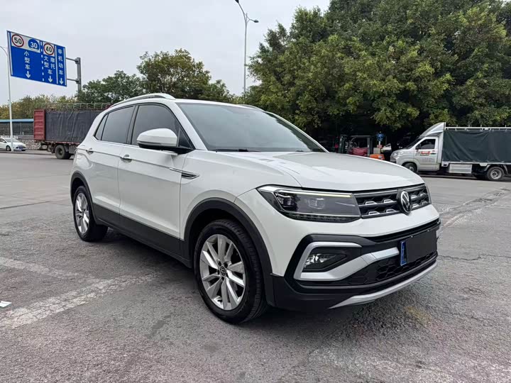 Фото 3 - Volkswagen T-Cross