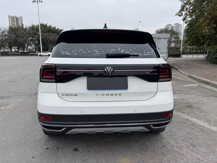 Фото 8 - Volkswagen T-Cross