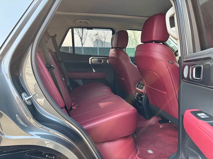 Фото 8 - Tank 400 Hybrid