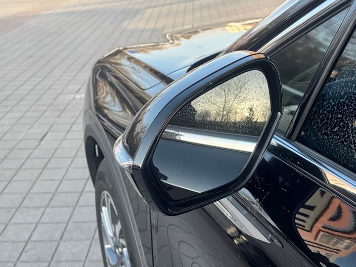 Фото 5 - Lincoln Corsair