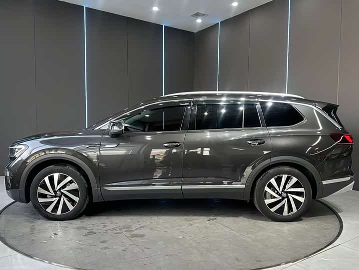 Фото 4 - Volkswagen Talagon