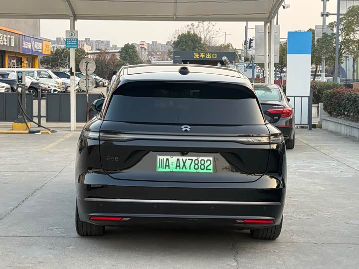 Фото 4 - Nio ES8