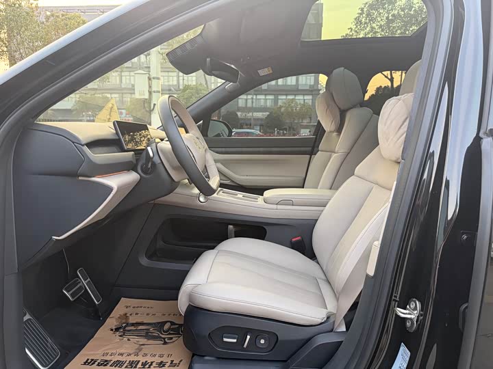 Фото 6 - Nio ES8