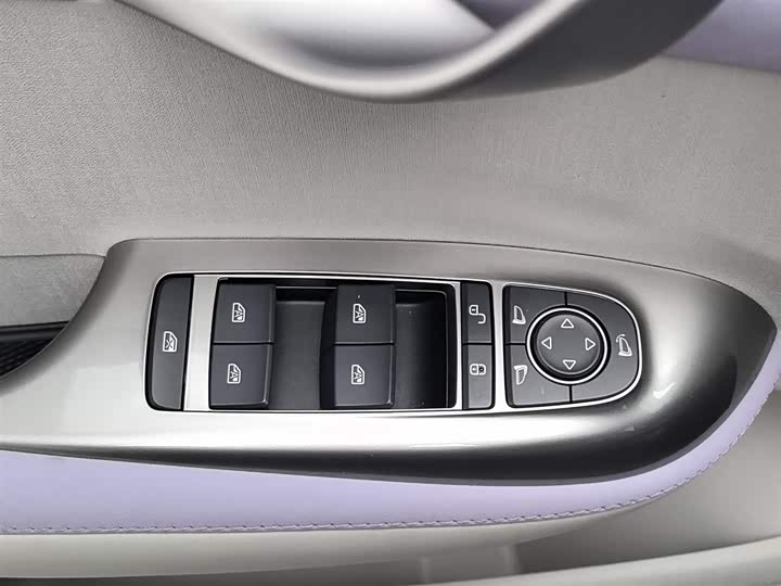 Фото 9 - BYD Dolphin