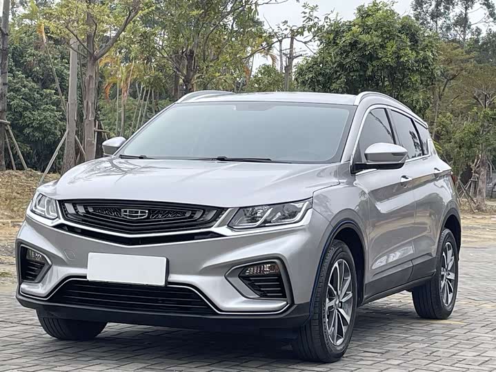 Фото 1 - Geely Coolray