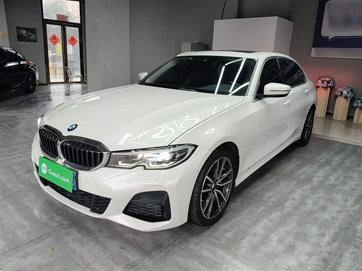 Фото 2 - BMW 3 Series