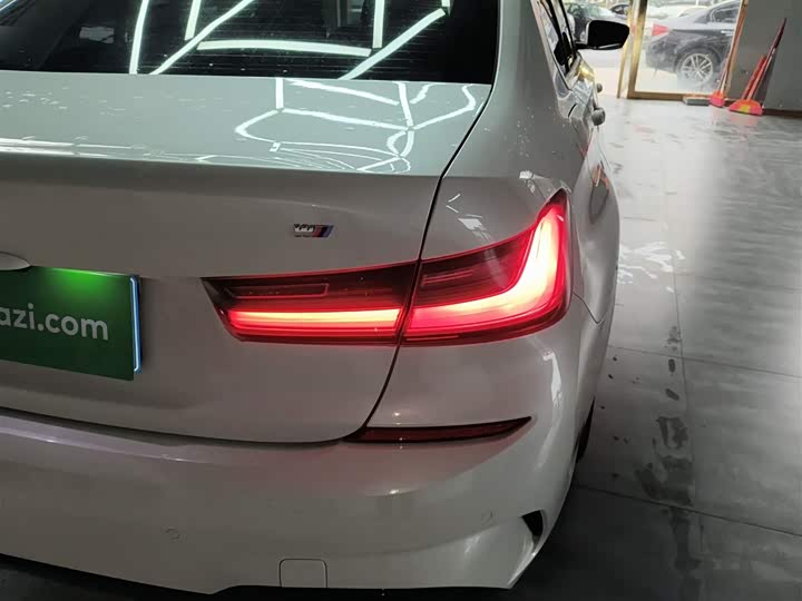 Фото 8 - BMW 3 Series