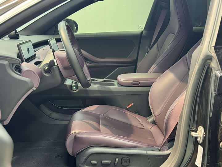 Фото 4 - Nio ET5T