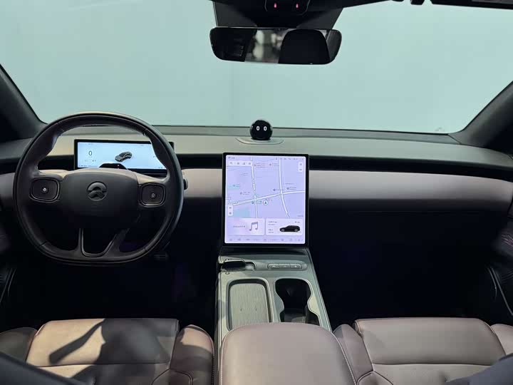 Фото 6 - Nio ET5T