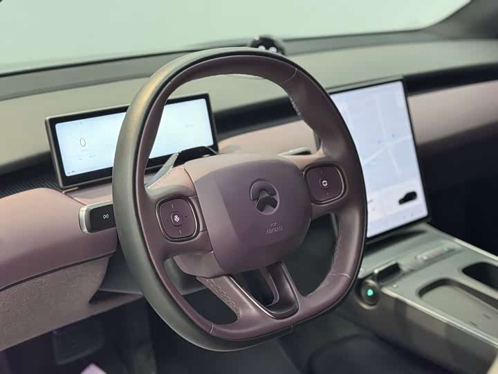 Фото 8 - Nio ET5T