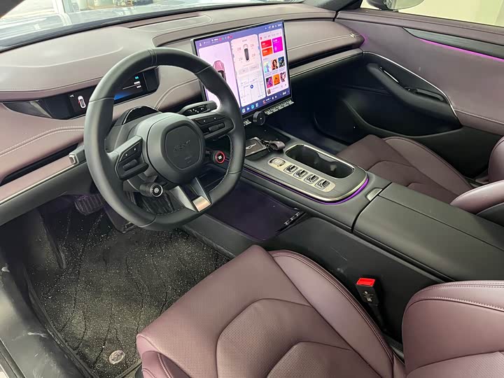 Фото 4 - Xiaomi SU7