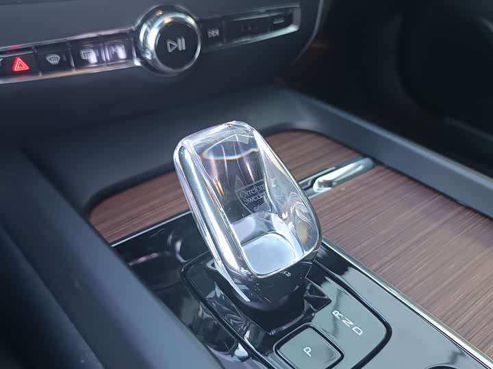 Фото 8 - Volvo S60