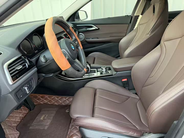 Фото 6 - BMW 1 Series