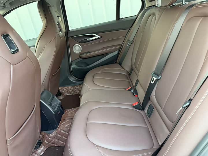 Фото 7 - BMW 1 Series