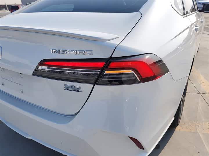 Фото 8 - Honda Inspire