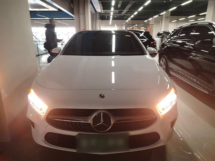 Фото 3 - Mercedes-Benz A-Class