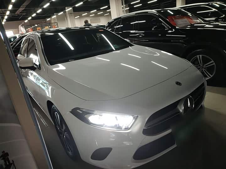 Фото 4 - Mercedes-Benz A-Class