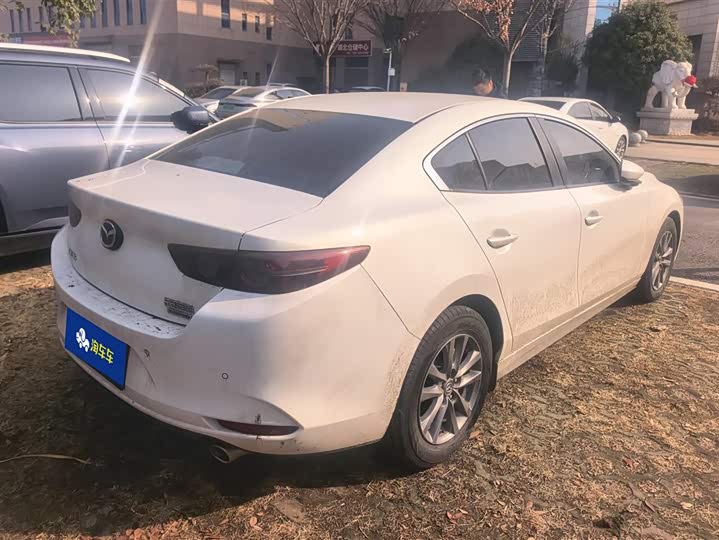 Фото 3 - Mazda 3 (Axela)