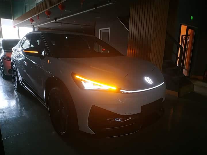 Фото 4 - Volkswagen ID.Unyx