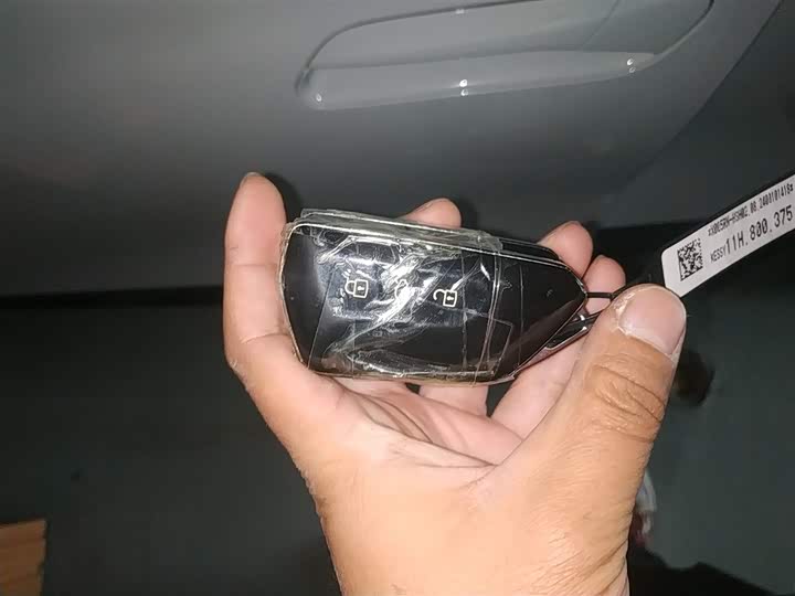 Фото 9 - Volkswagen ID.Unyx