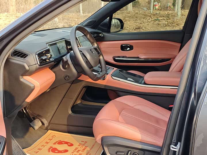 Фото 8 - Nio EC6