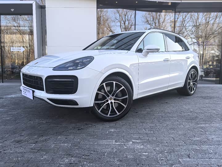 Фото 1 - Porsche Cayenne