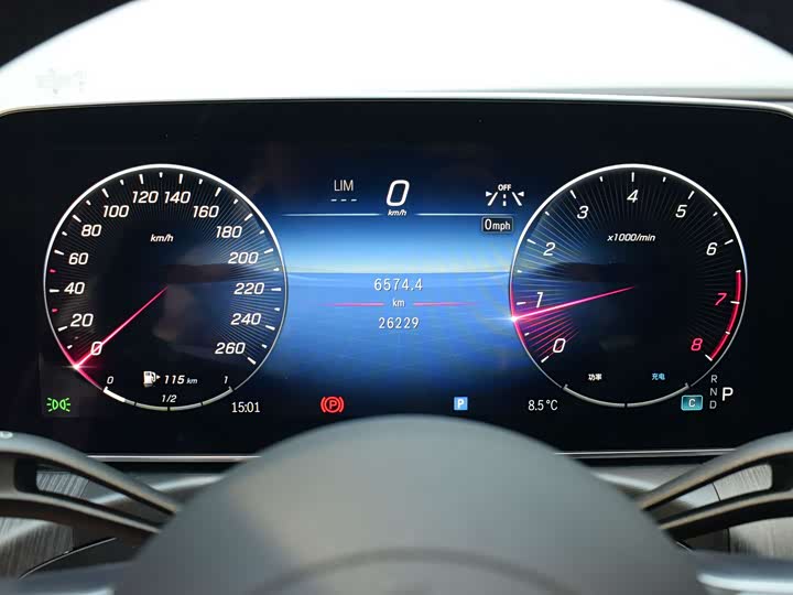 Фото 9 - Mercedes-Benz C-Class