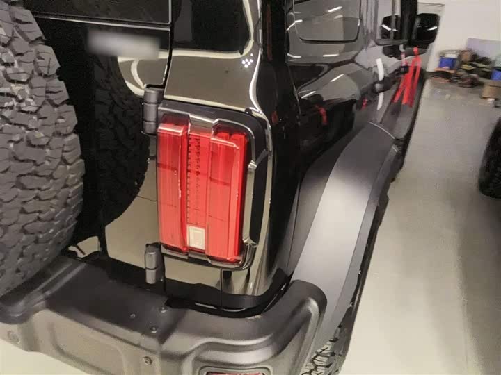 Фото 8 - Tank 300