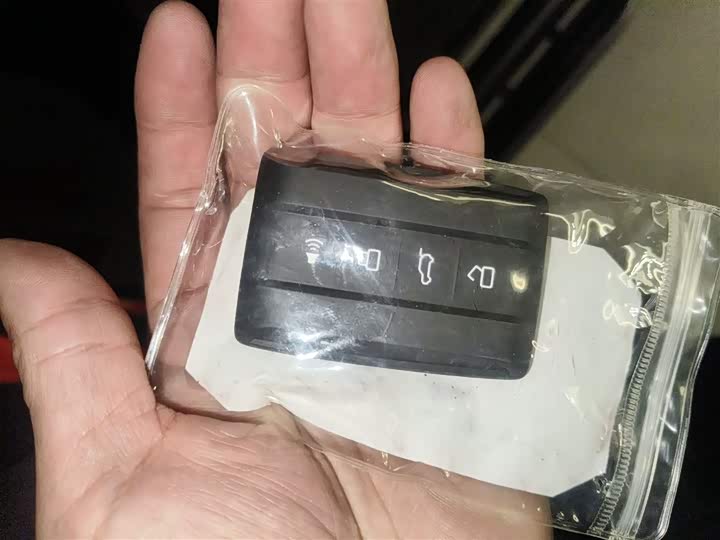 Фото 9 - Tank 300