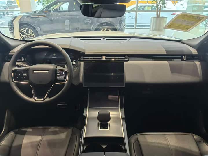Фото 6 - Land Rover Range Rover Velar
