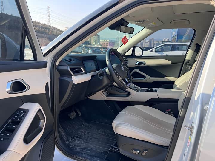 Фото 4 - BYD Yuan Up