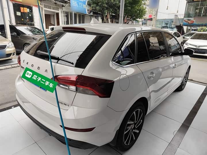 Фото 7 - Skoda Rapid Spaceback