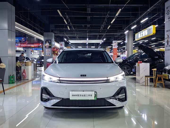 Фото 2 - Geely Galaxy A7