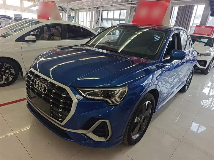 Фото 1 - Audi Q3