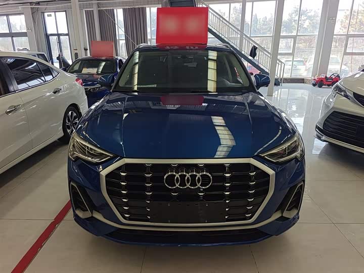 Фото 3 - Audi Q3