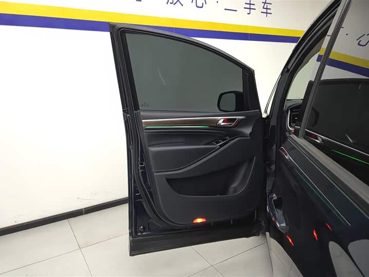 Фото 7 - GAC Trumpchi M8