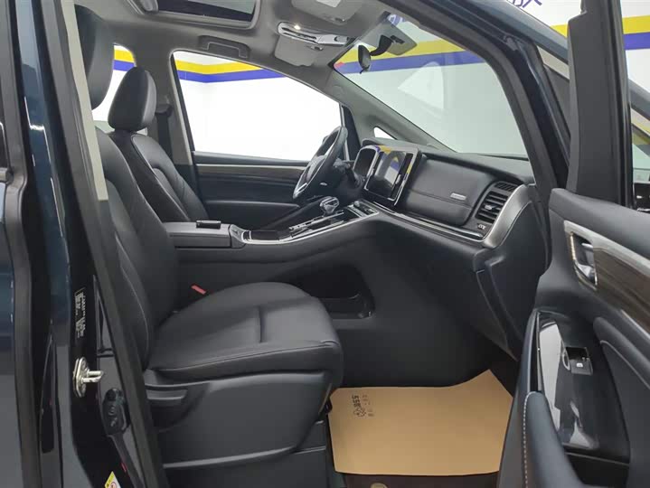 Фото 8 - GAC Trumpchi M8