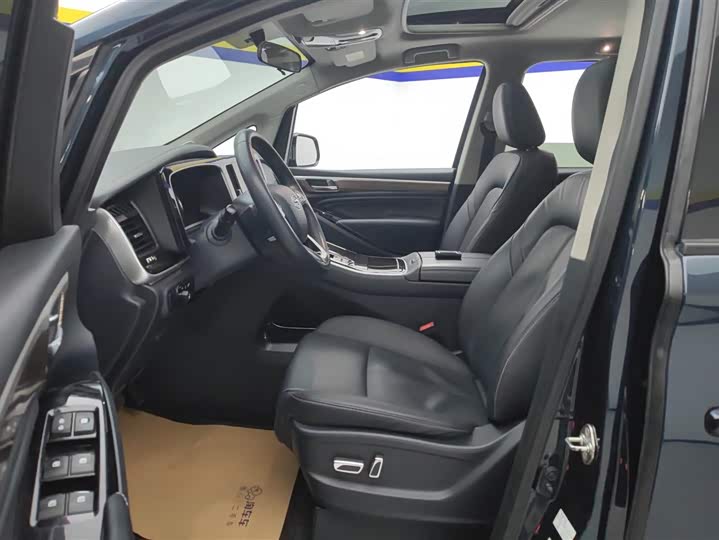 Фото 9 - GAC Trumpchi M8