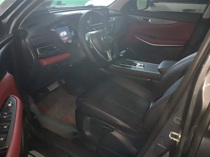 Фото 9 - Changan CS75